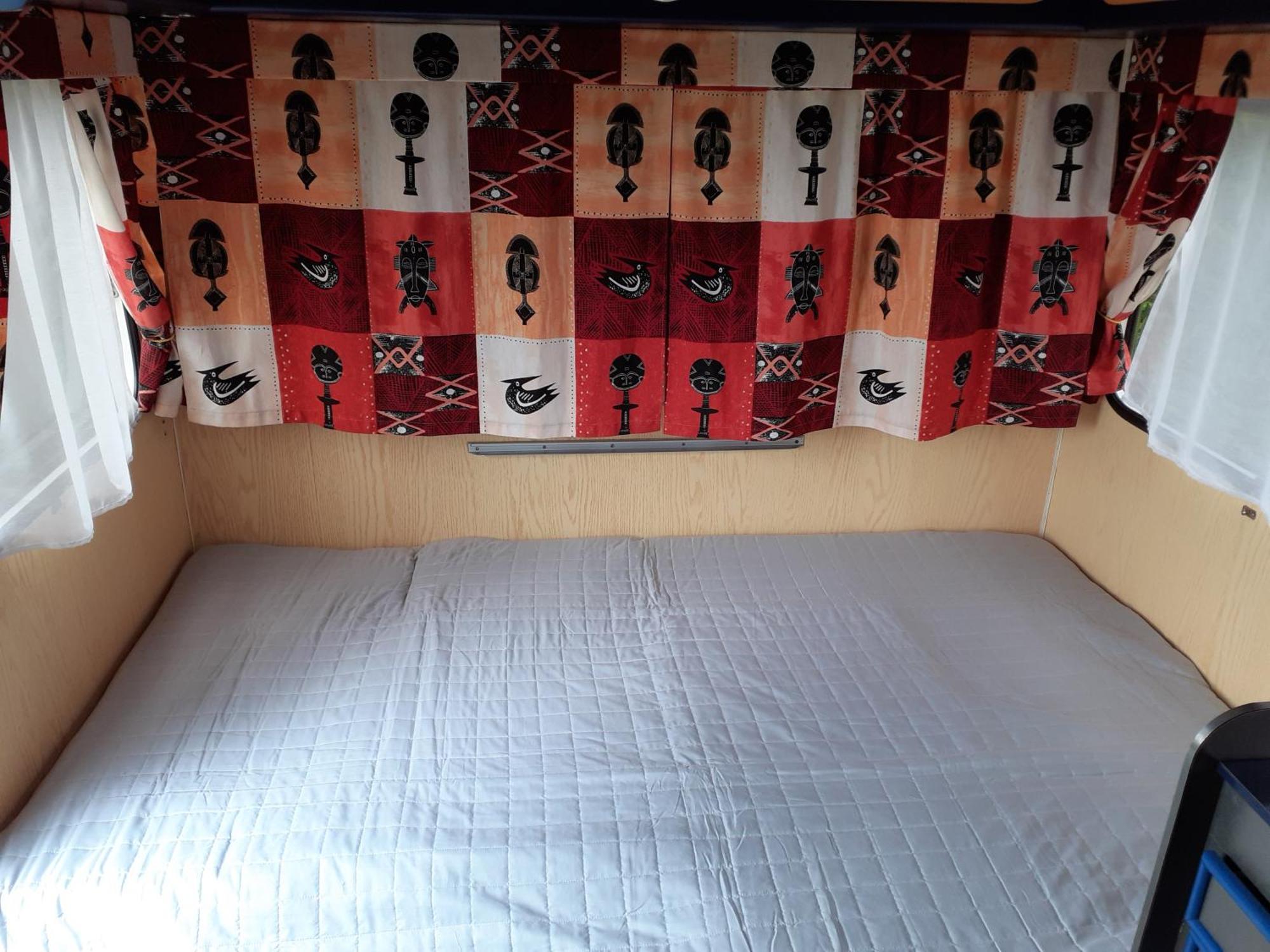 Maison D'Hotes Afrika Du Queyroux Ginestet Room photo